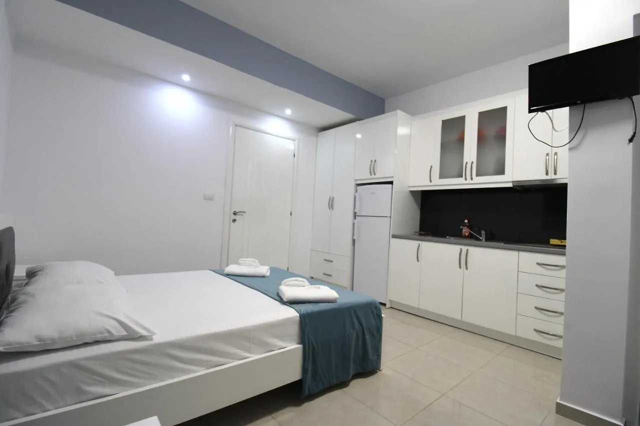 Amaro Apartments Ксамил Гостевой дом